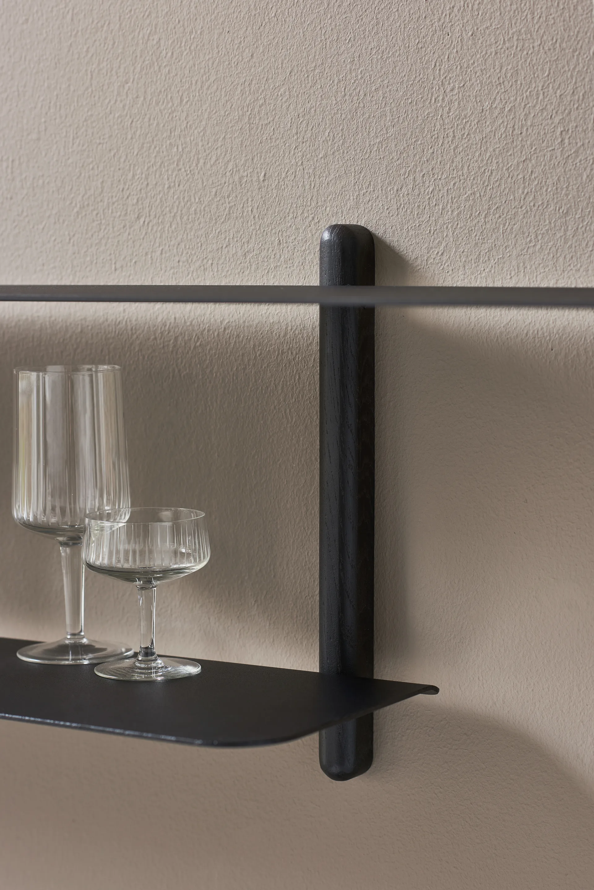 Nivo shelf H large, Black oiled ash-black Gejst