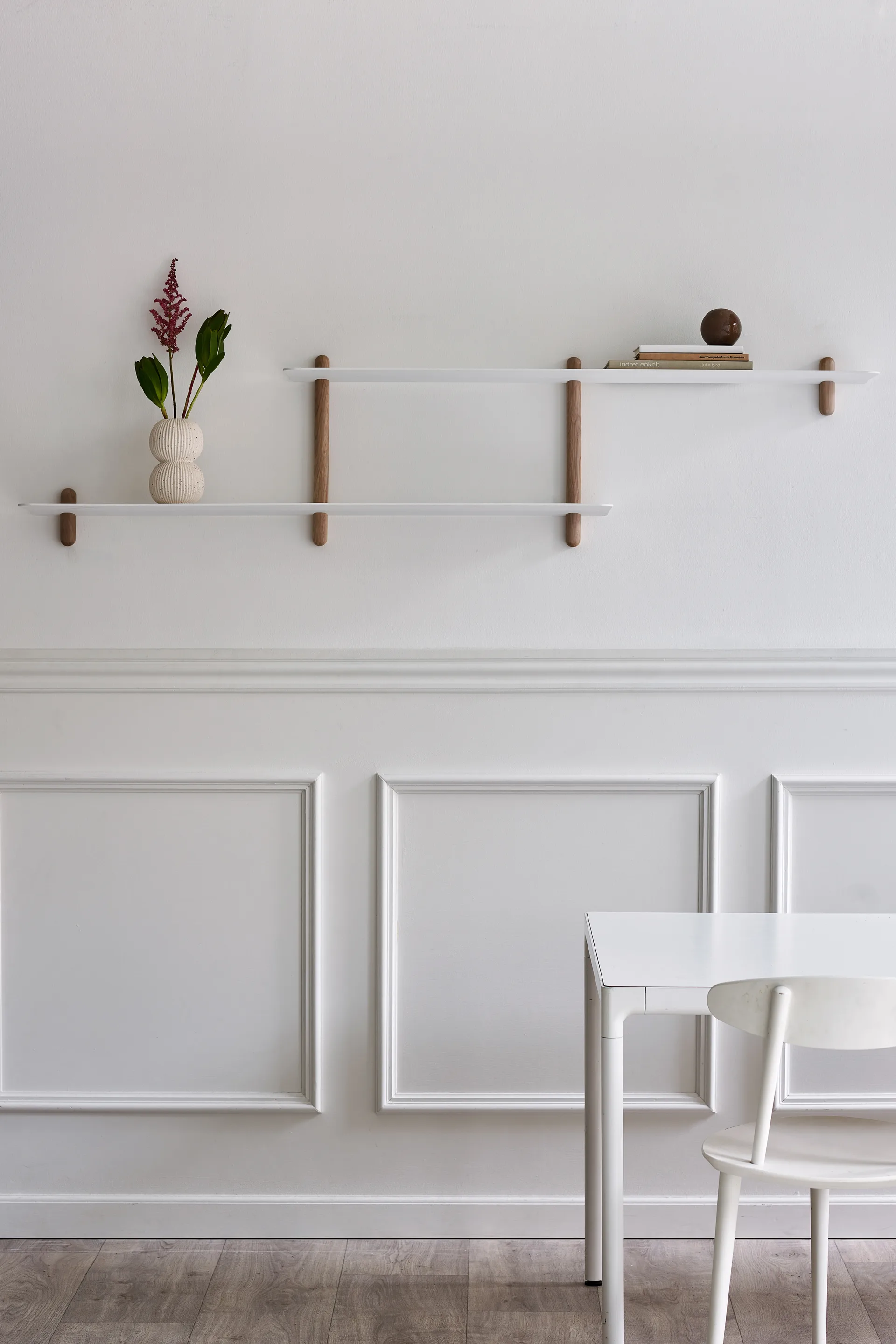 Nivo shelf H large, Light oak-white Gejst