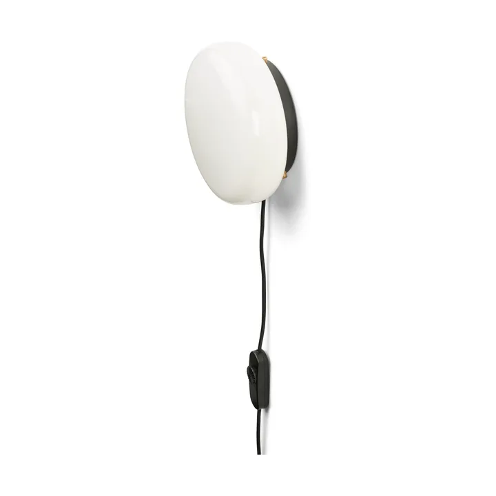 Opa wall lamp 21.5 cm - Opal glass-black - Gejst