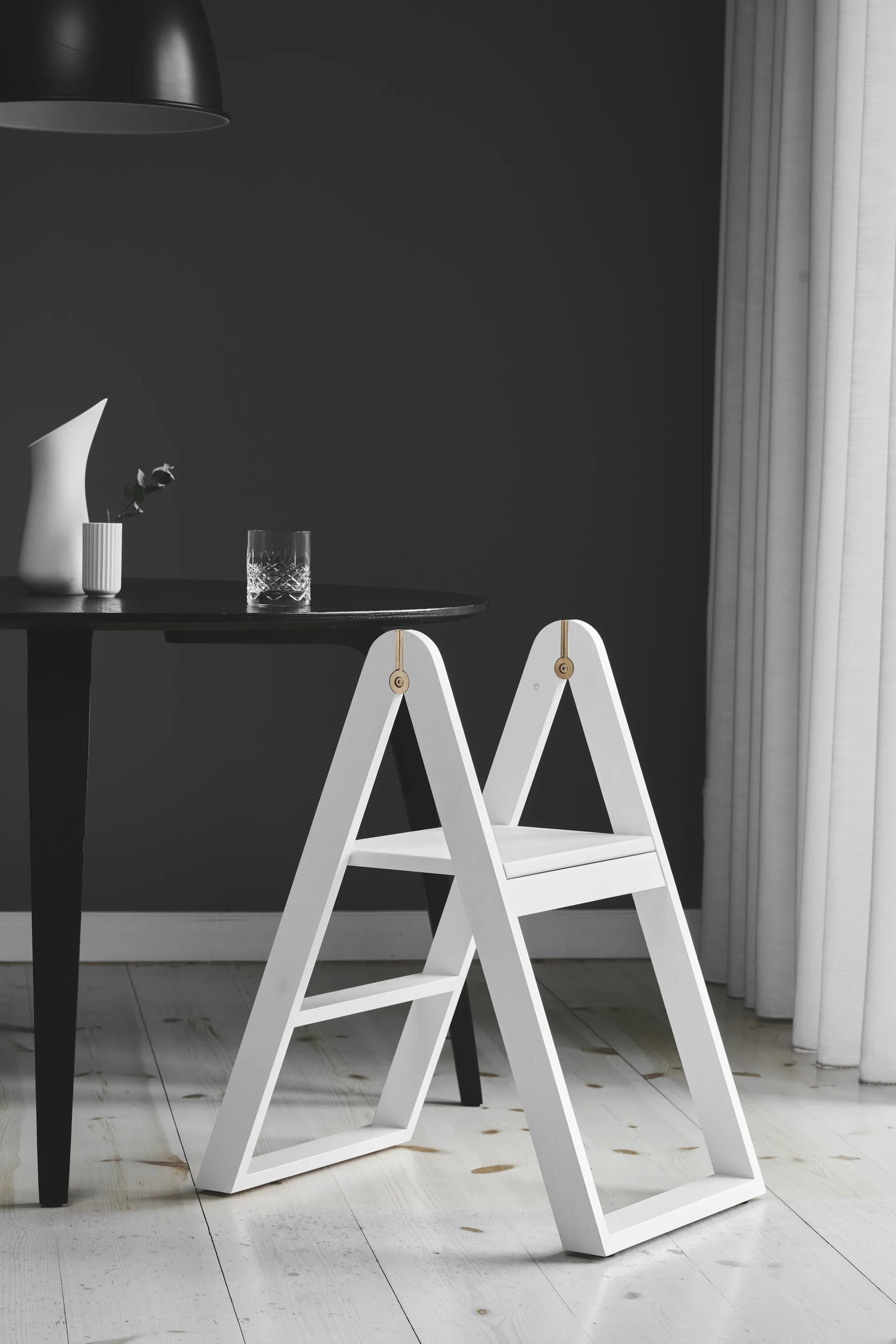Reech step ladder , White Gejst