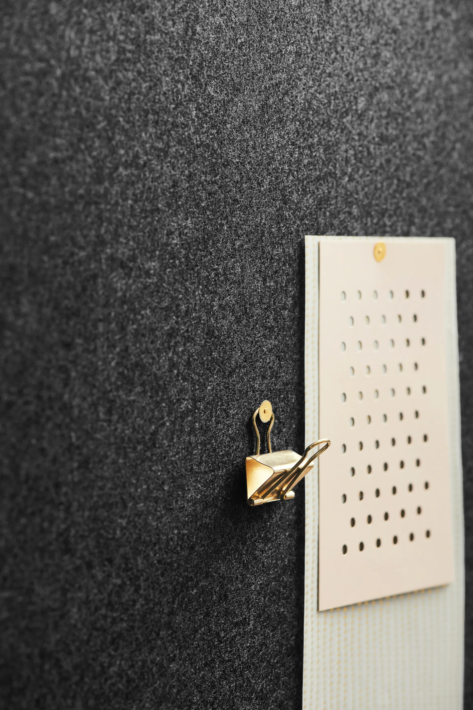 Retell pinboard Ø80 cm, Black Gejst