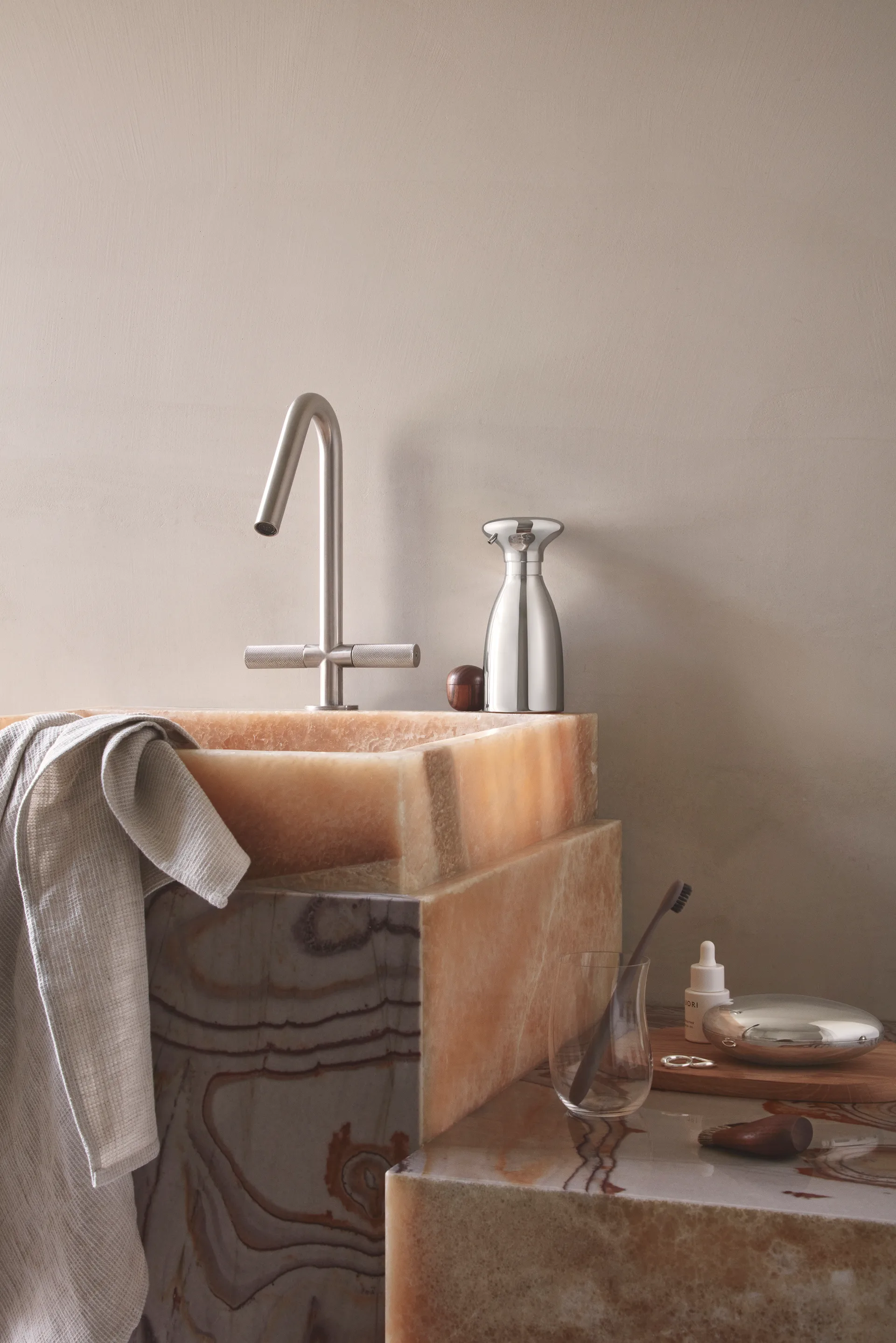 Alfredo soap dispenser 35 cl, Stainless steel Georg Jensen