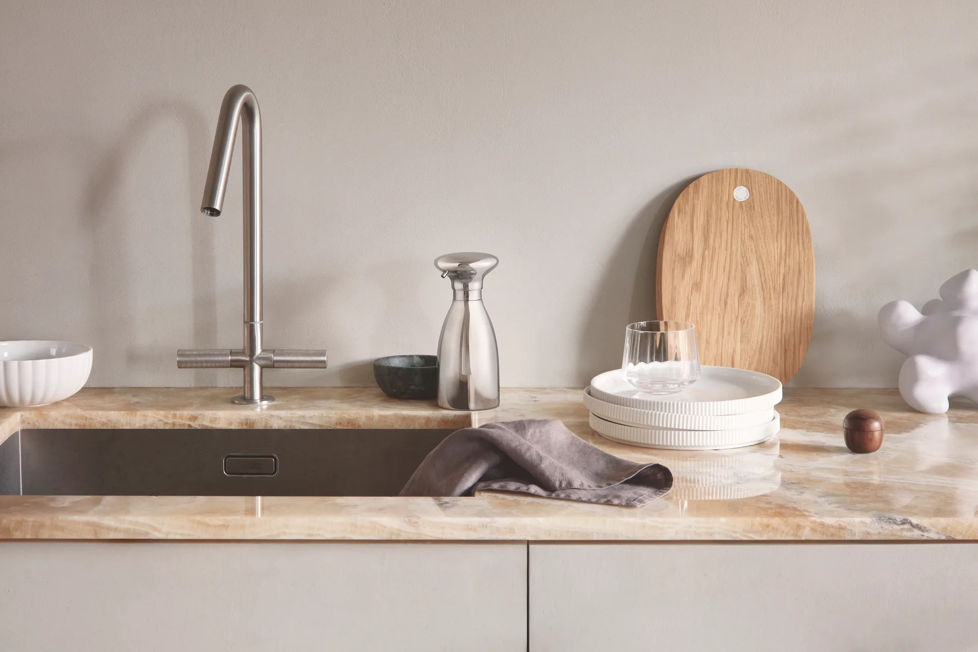 Alfredo soap dispenser 35 cl, Stainless steel Georg Jensen