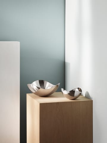 Bloom serving bowl - small, Ø 26 cm - Georg Jensen