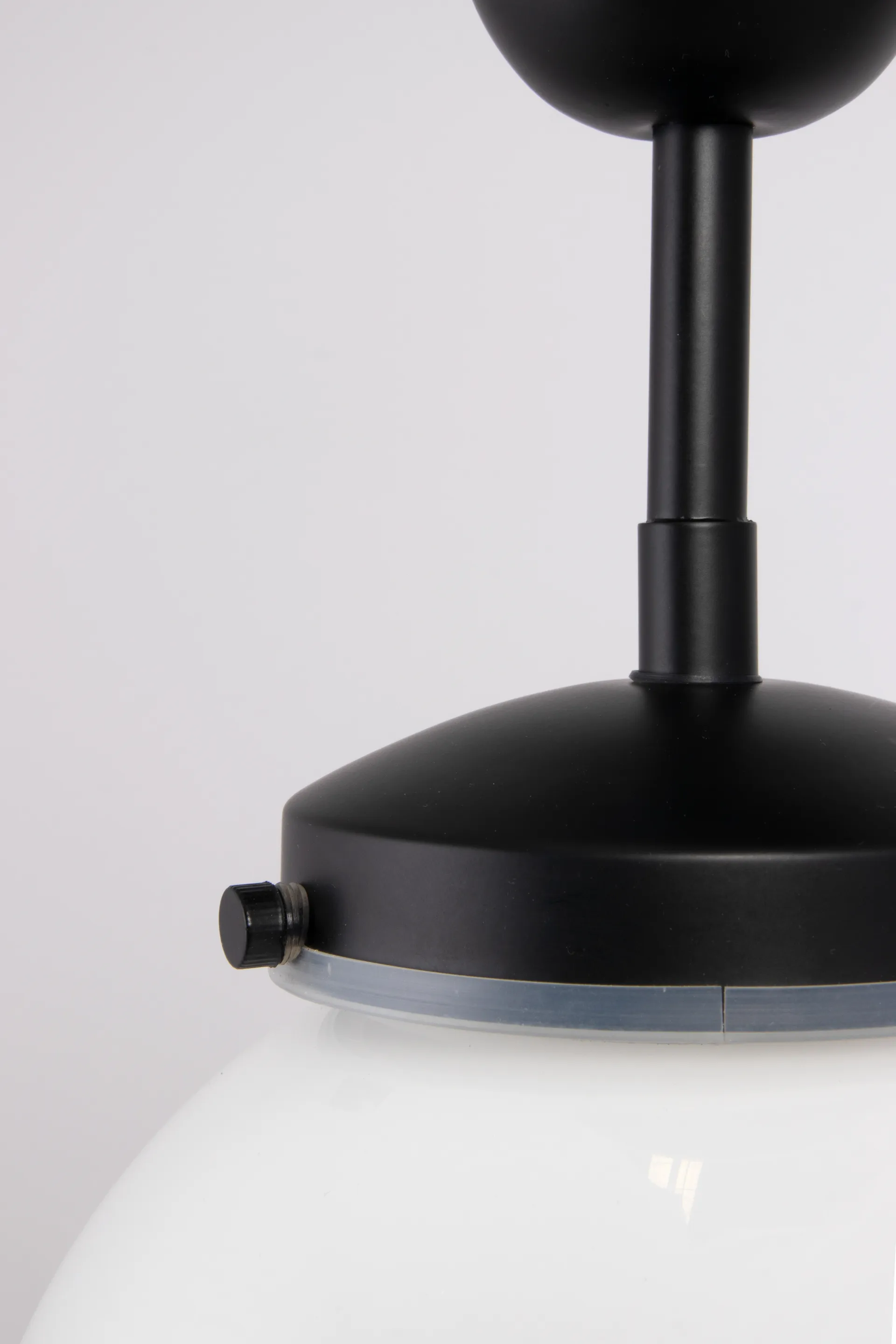 Alley ceiling lamp IP44, Black-white Globen Lighting