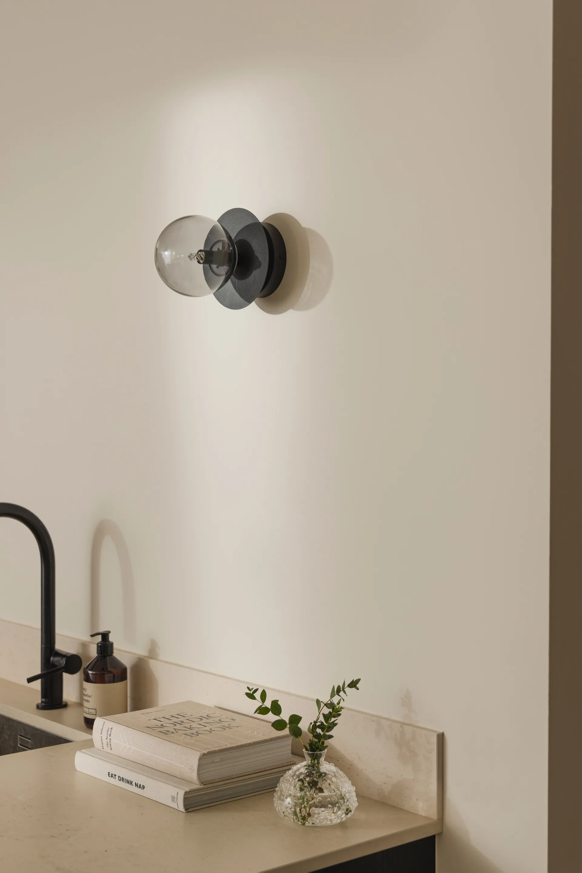 Art Deco ceiling, Black-smoke Globen Lighting