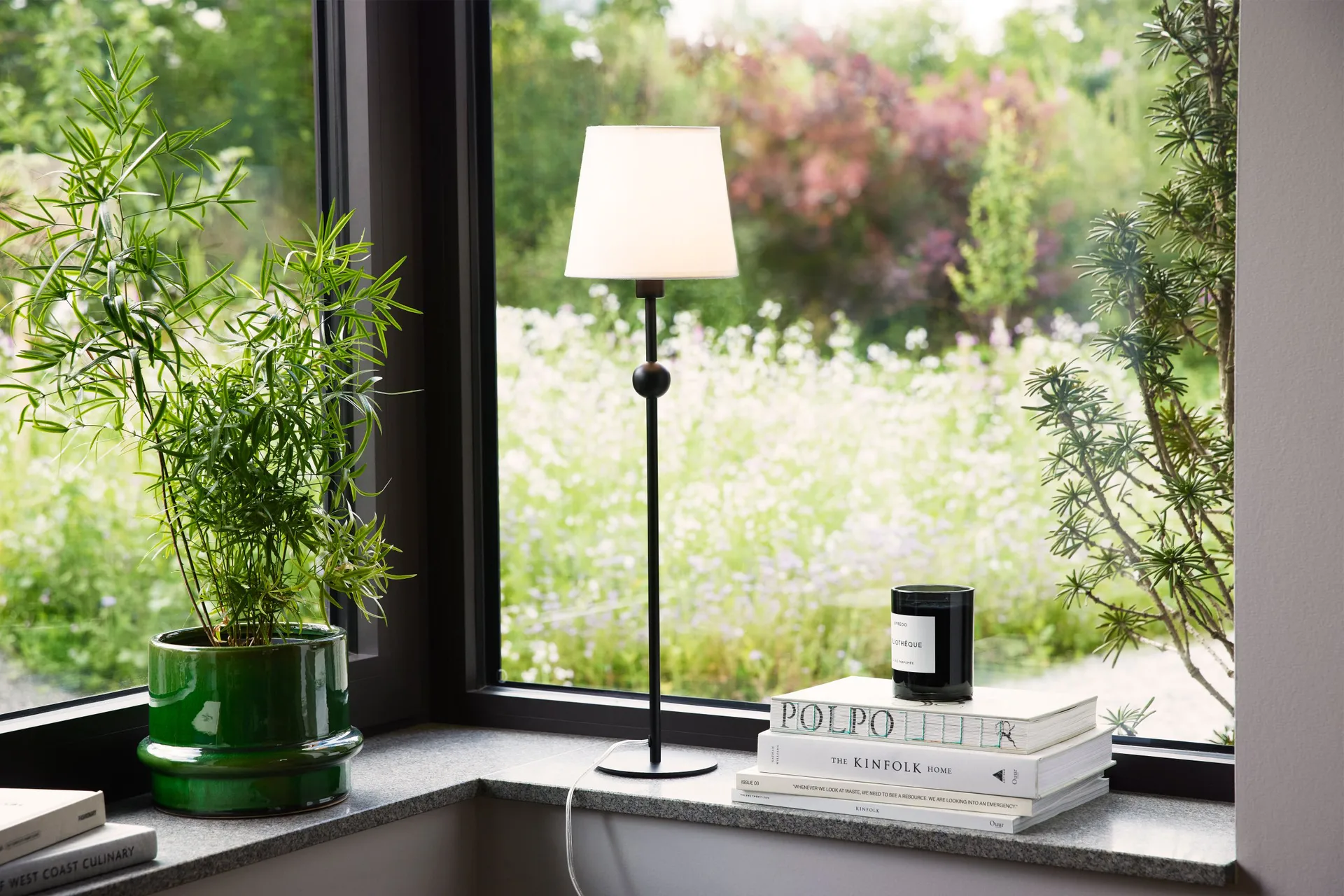 Astrid lamp base 55 cm, Black Globen Lighting