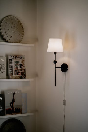 Astrid wall lamp - Black - Globen Lighting