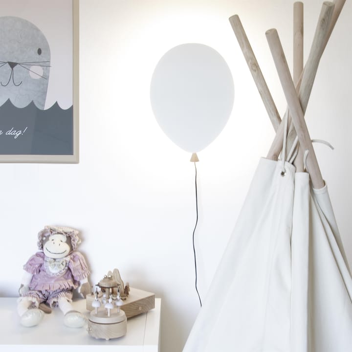 Balloon wall lamp - white-ash - Globen Lighting