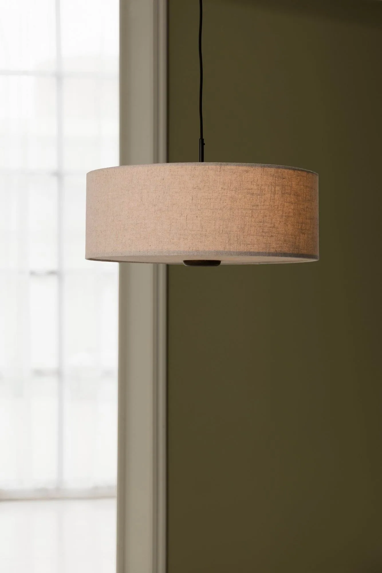 Bosco pendant lamp, Beige, dark-stained oak, Ø55 cm Globen Lighting