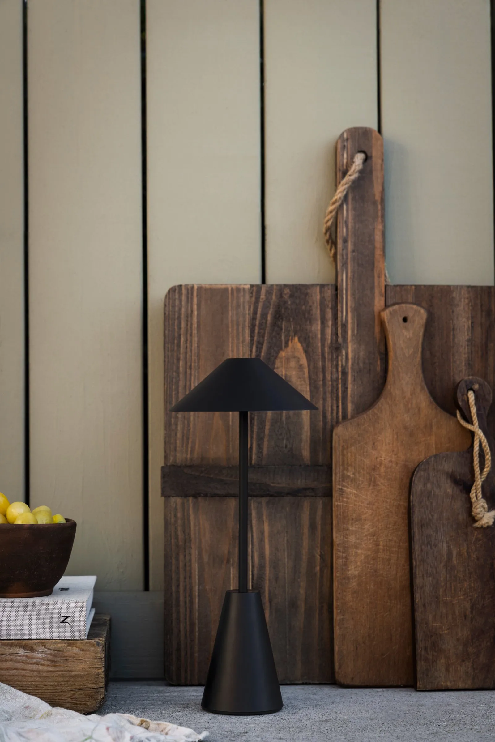 Cannes 32 portable table lamp, Black Globen Lighting