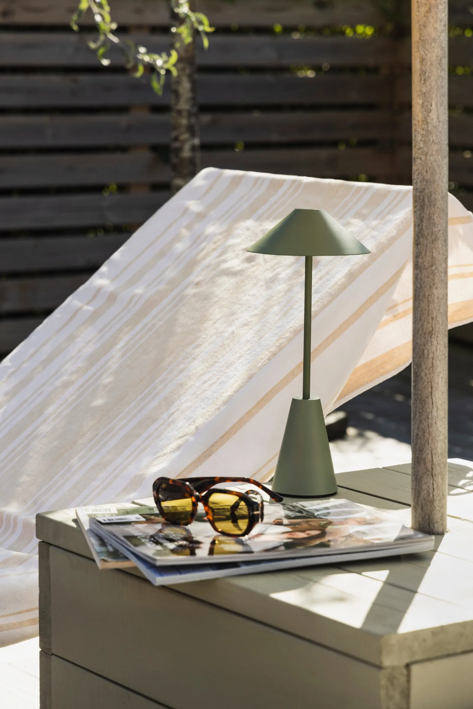 Cannes 32 portable table lamp, Moss green Globen Lighting