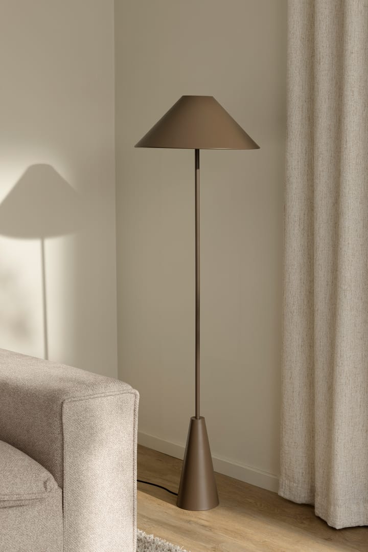 Cannes floor lamp 140 cm, Mocha Globen Lighting