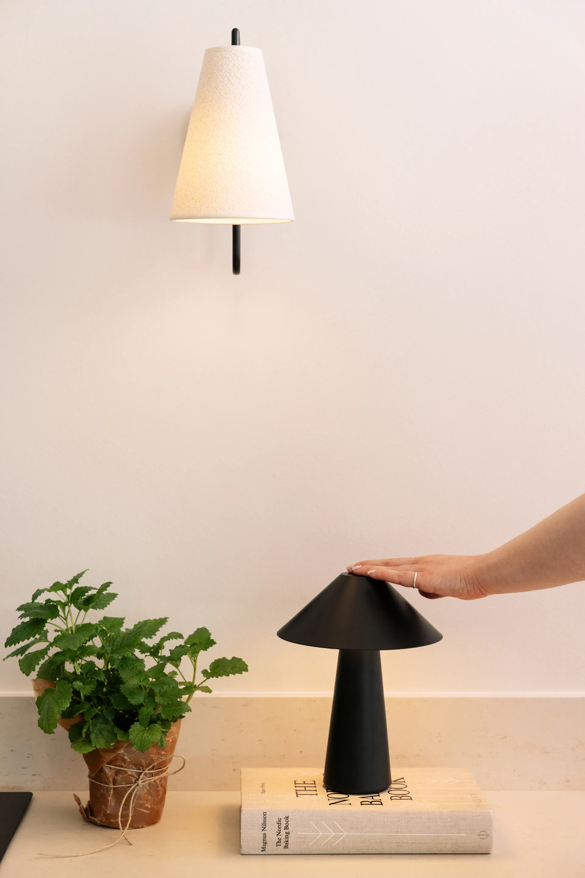 Cannes portable table lamp, Black Globen Lighting