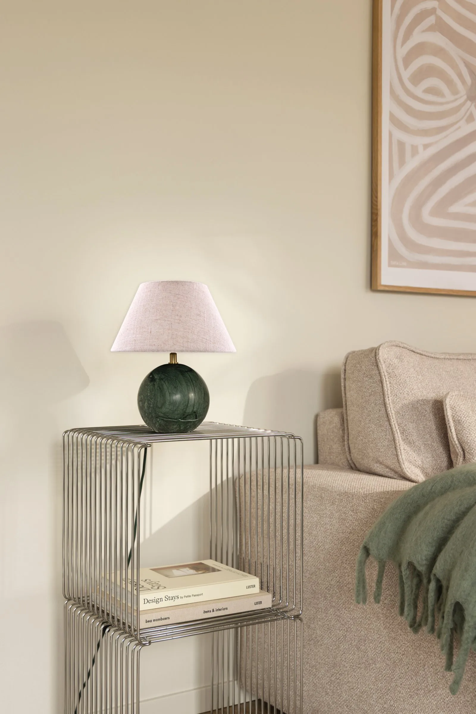 Castello 24 table lamp, Dark green marble, white shade Globen Lighting