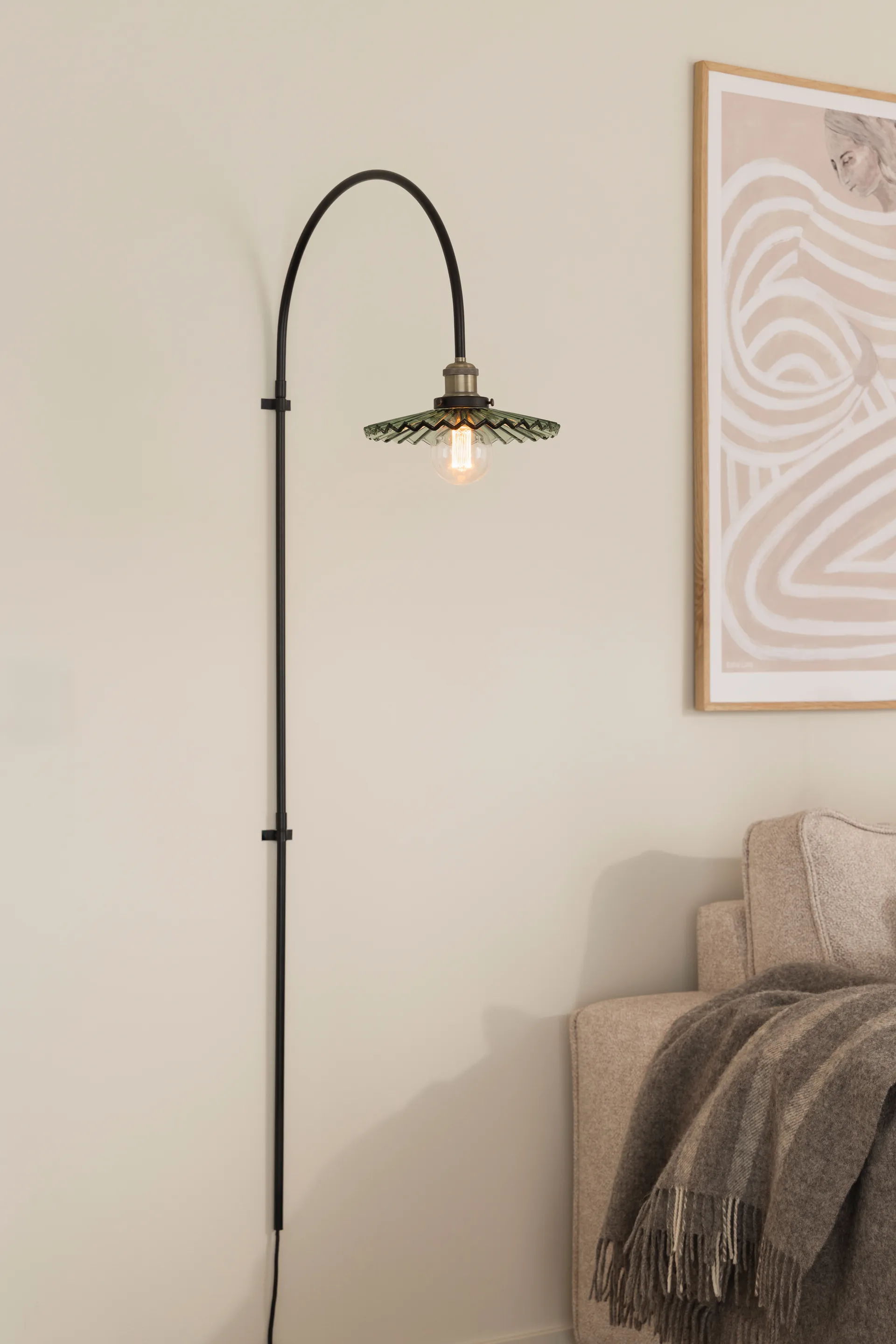 Cobbler wall lamp 150 cm, Green Globen Lighting