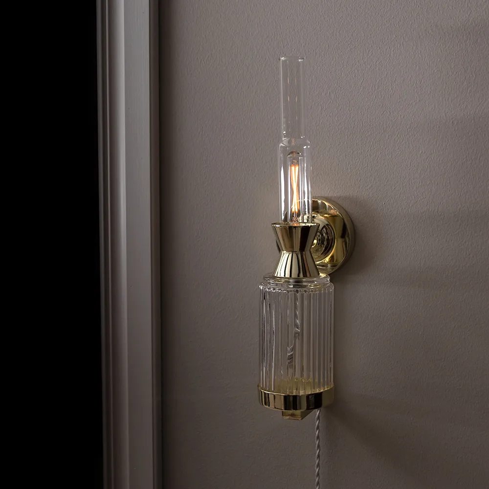 Ester wall lamp, Smoke/chrome Globen Lighting