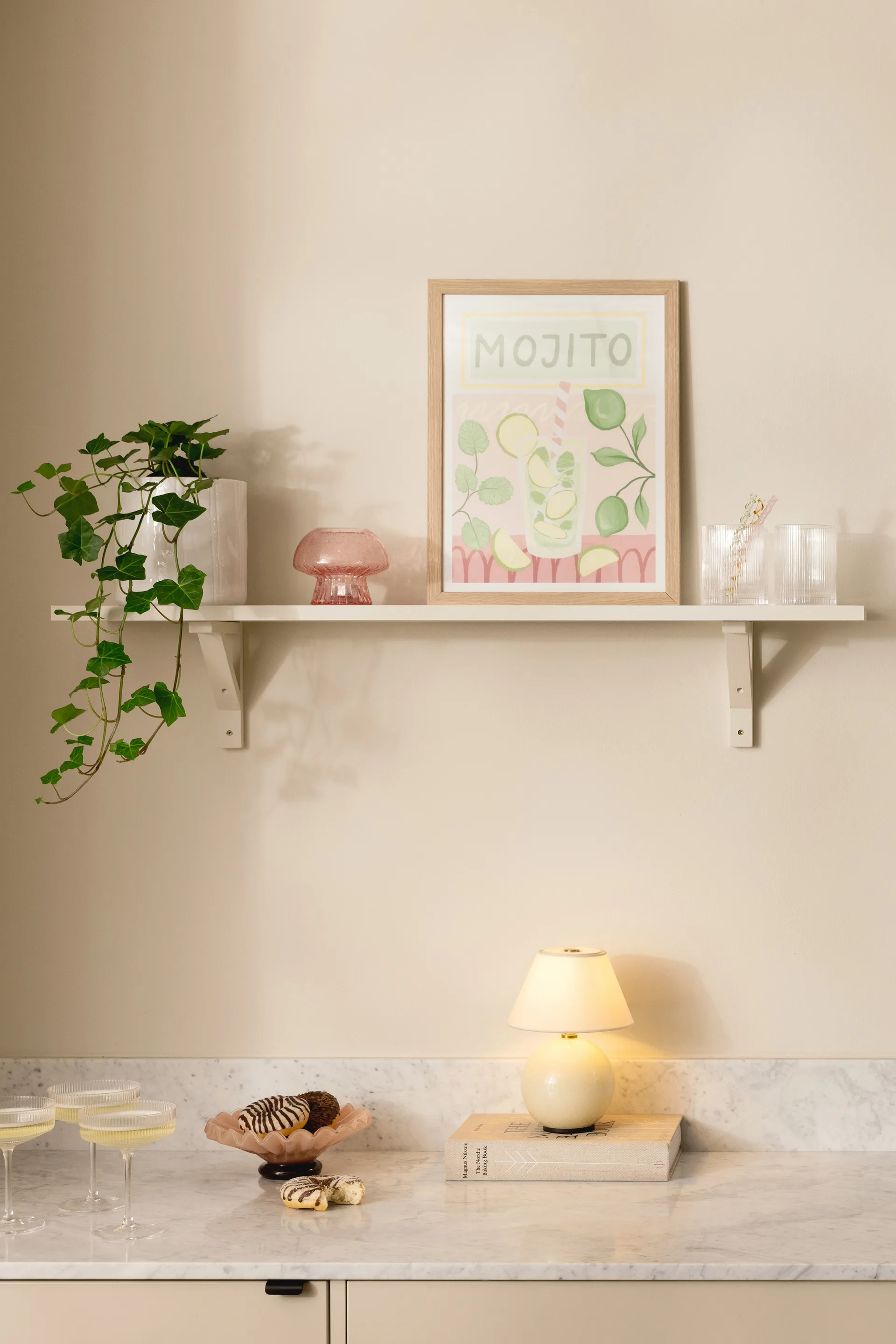 Fungo 12 tealight holder Special Edition, Pink Globen Lighting