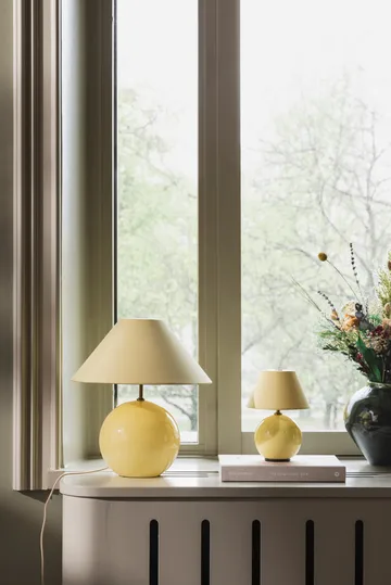 Iris 16 portable table lamp - Butter yellow - Globen Lighting