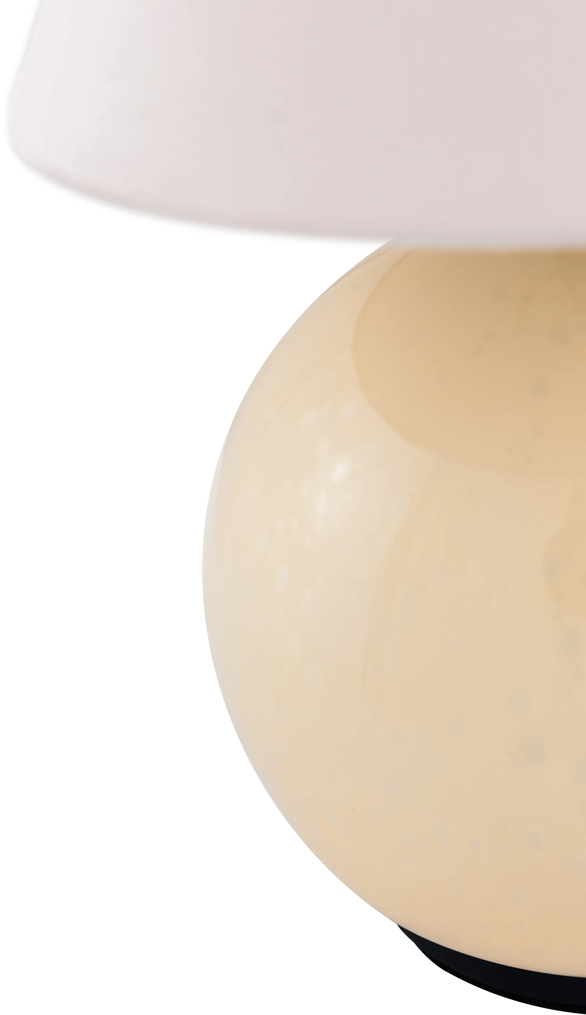 Iris 16 portable table lamp, Cream Globen Lighting