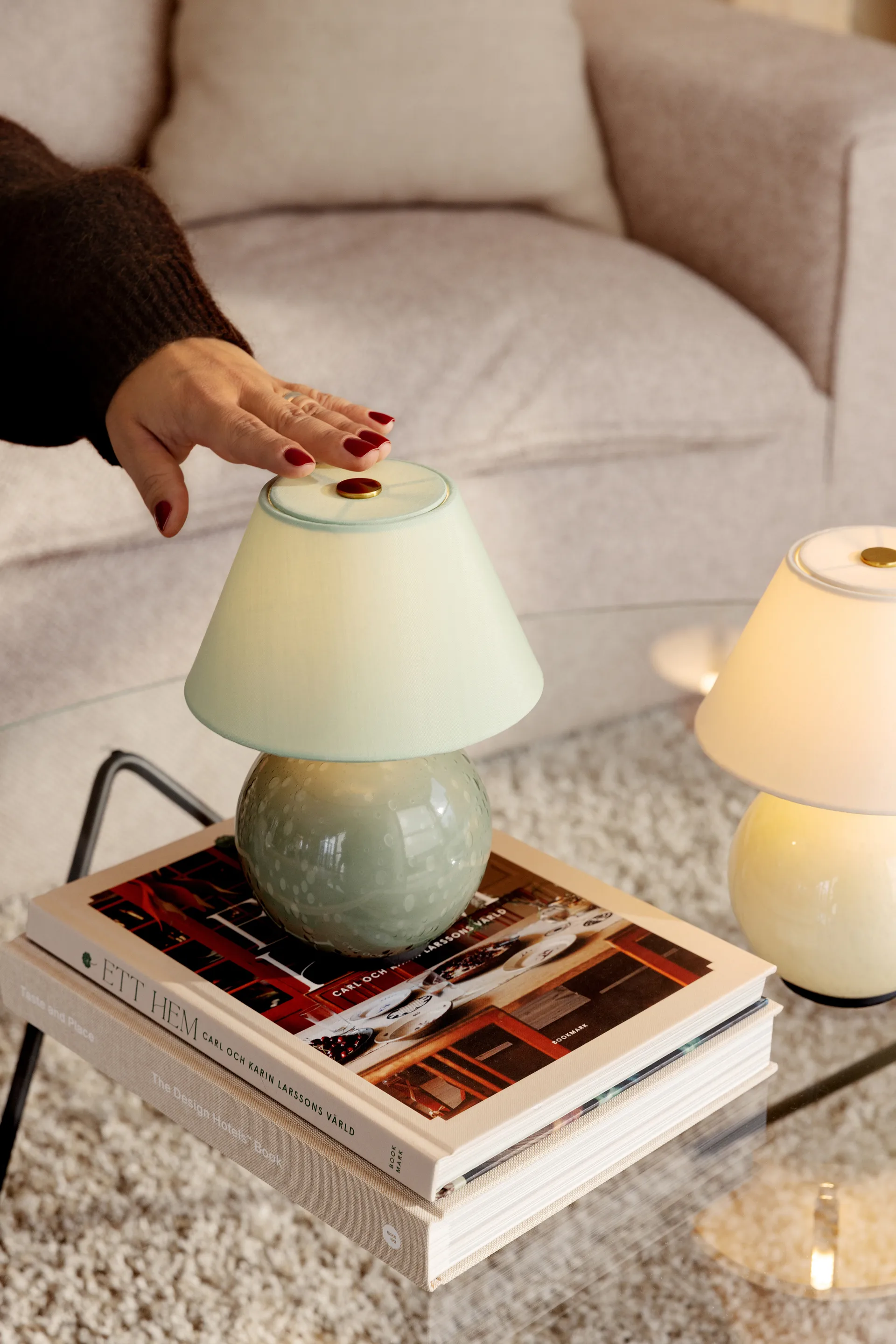 Iris 16 portable table lamp, Green Globen Lighting