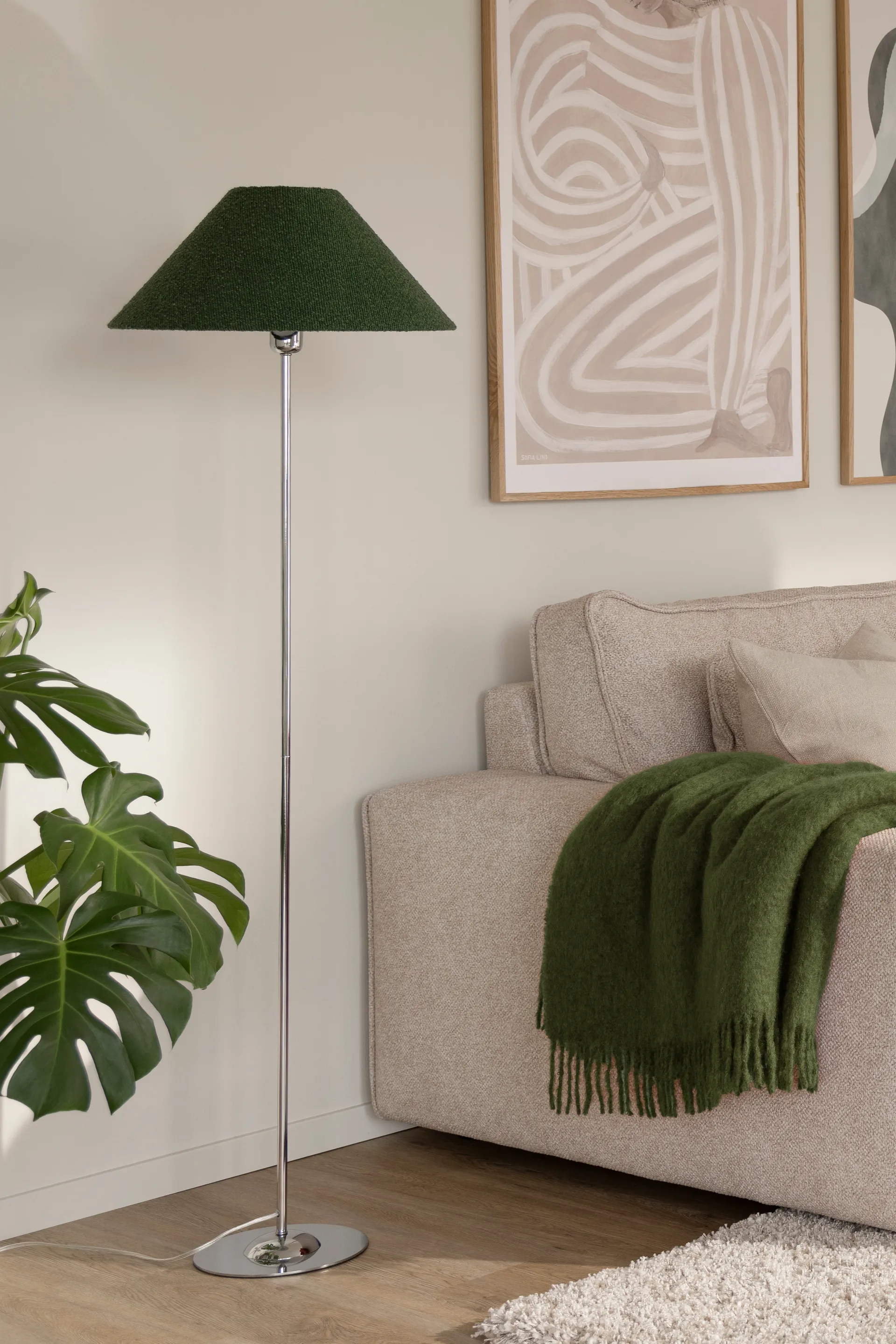 Iris 45 lampshade, Bouclé moss green Globen Lighting