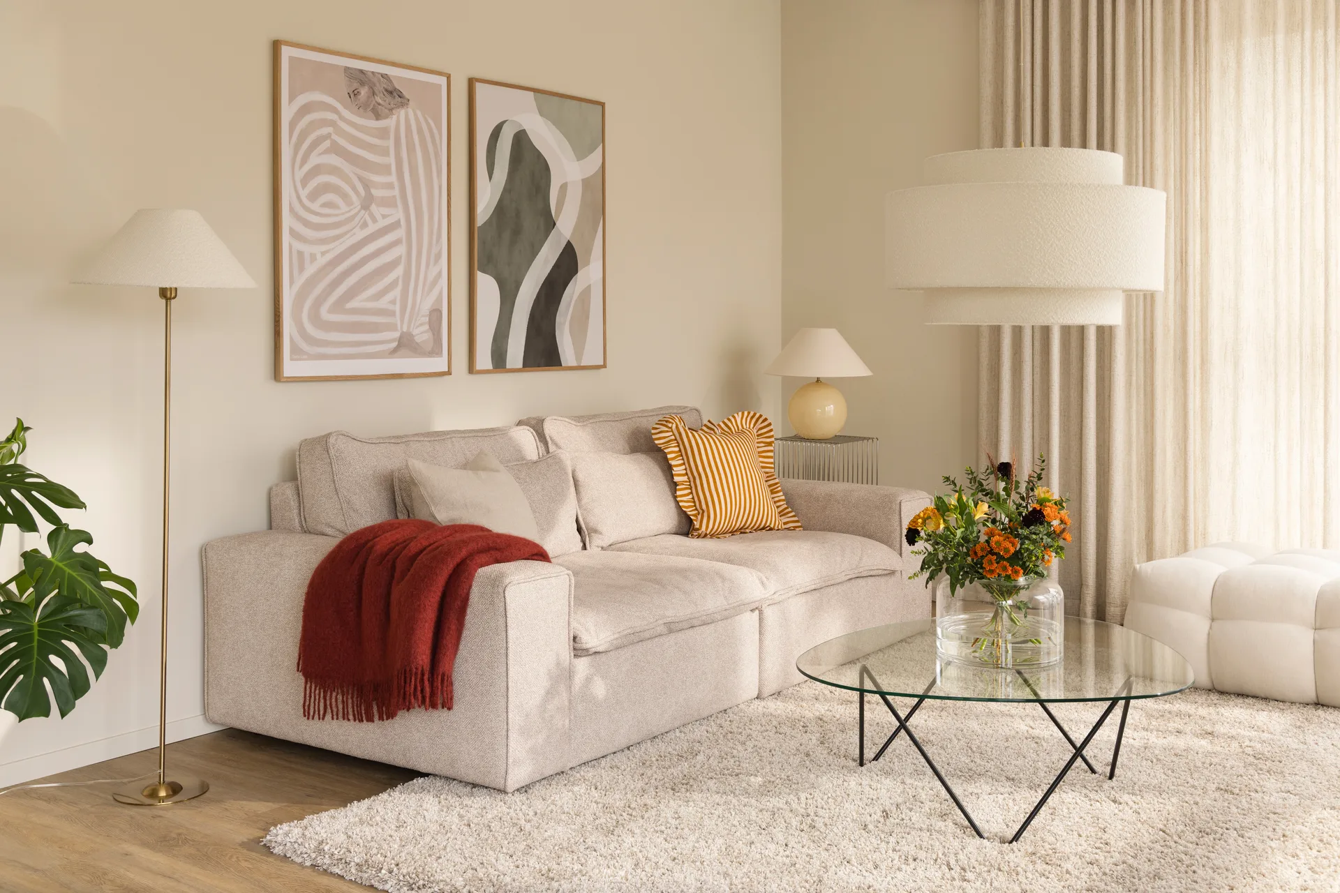 Iris 45 table lamp, White Globen Lighting