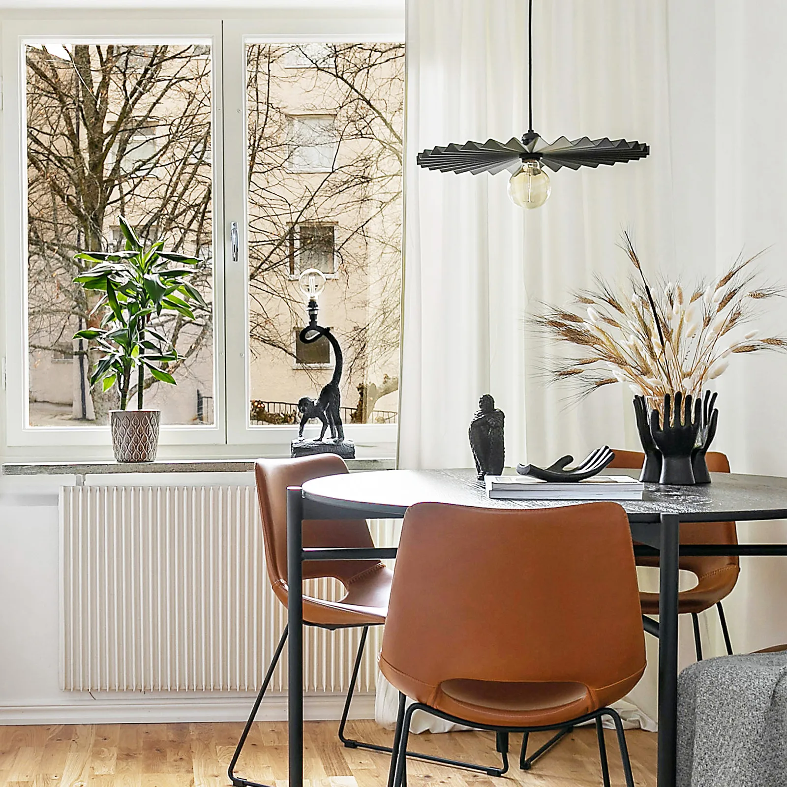 Omega pendant lamp 50 cm, black Globen Lighting