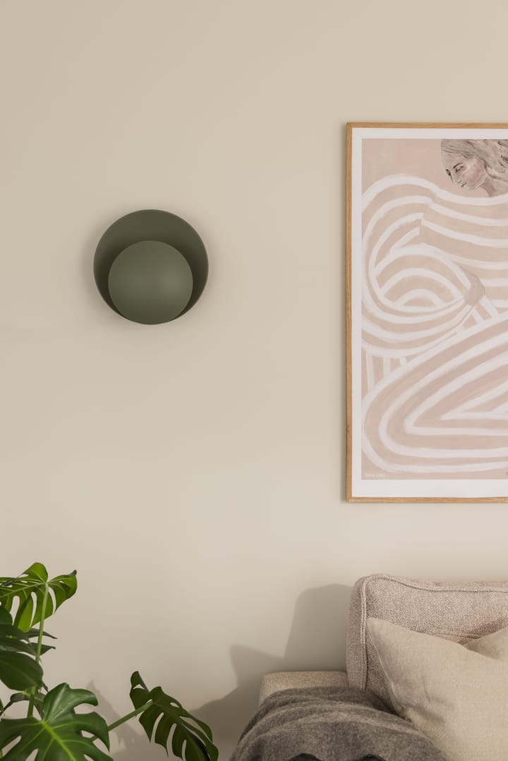 Orbit wall lamp, Moss green Globen Lighting