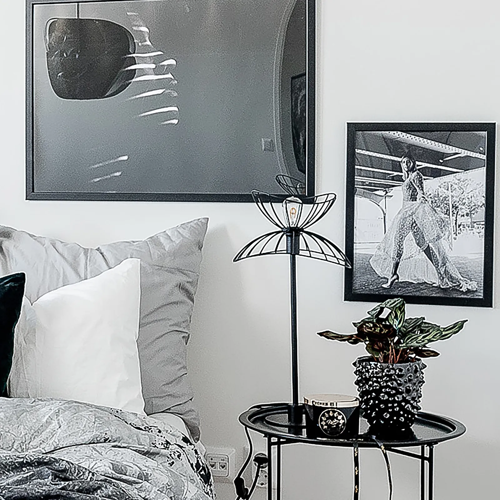 Ray table lamp, Black Globen Lighting