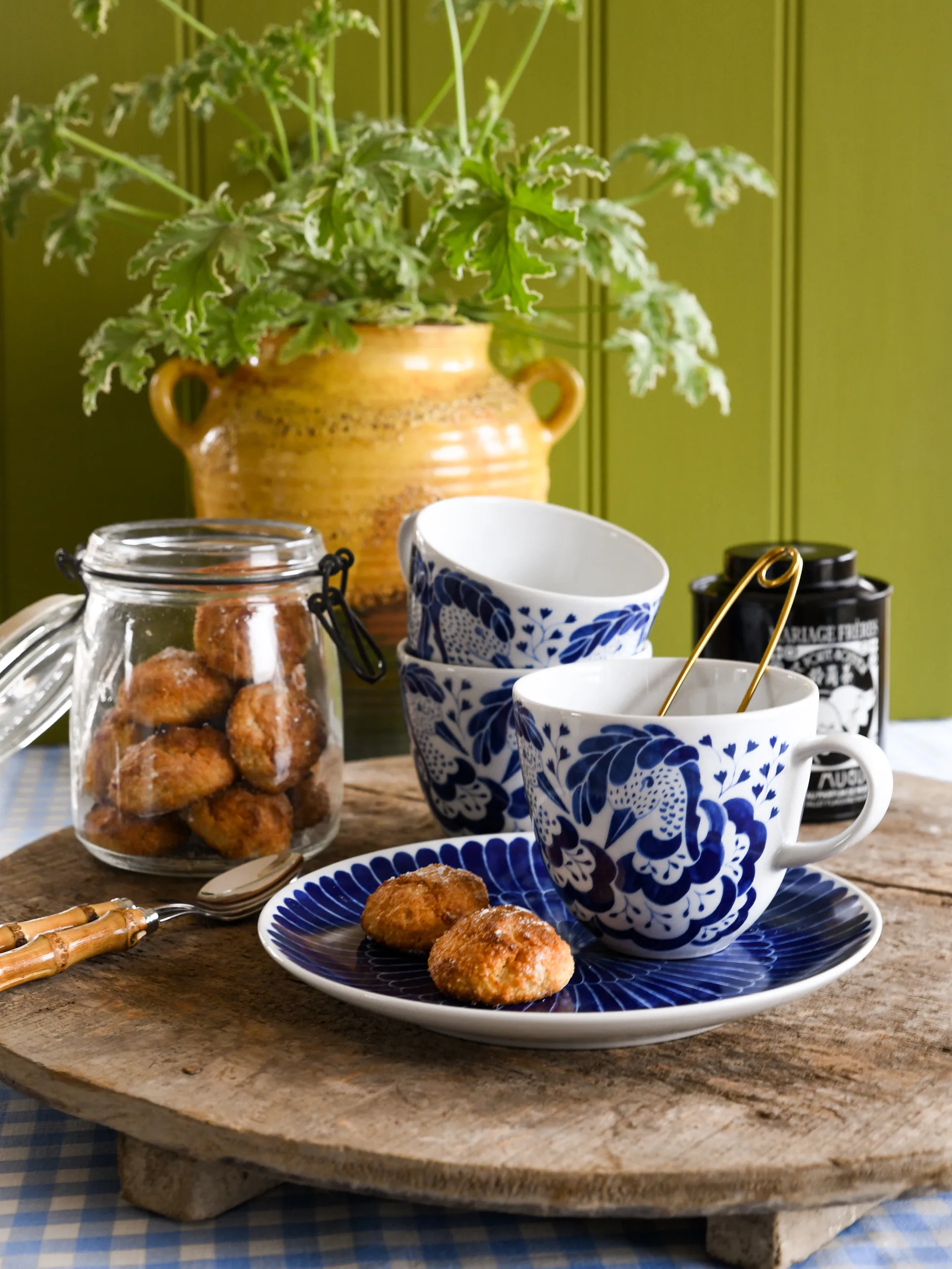 Selma jubilee mug 41 cl, Blue Götefors Porslin