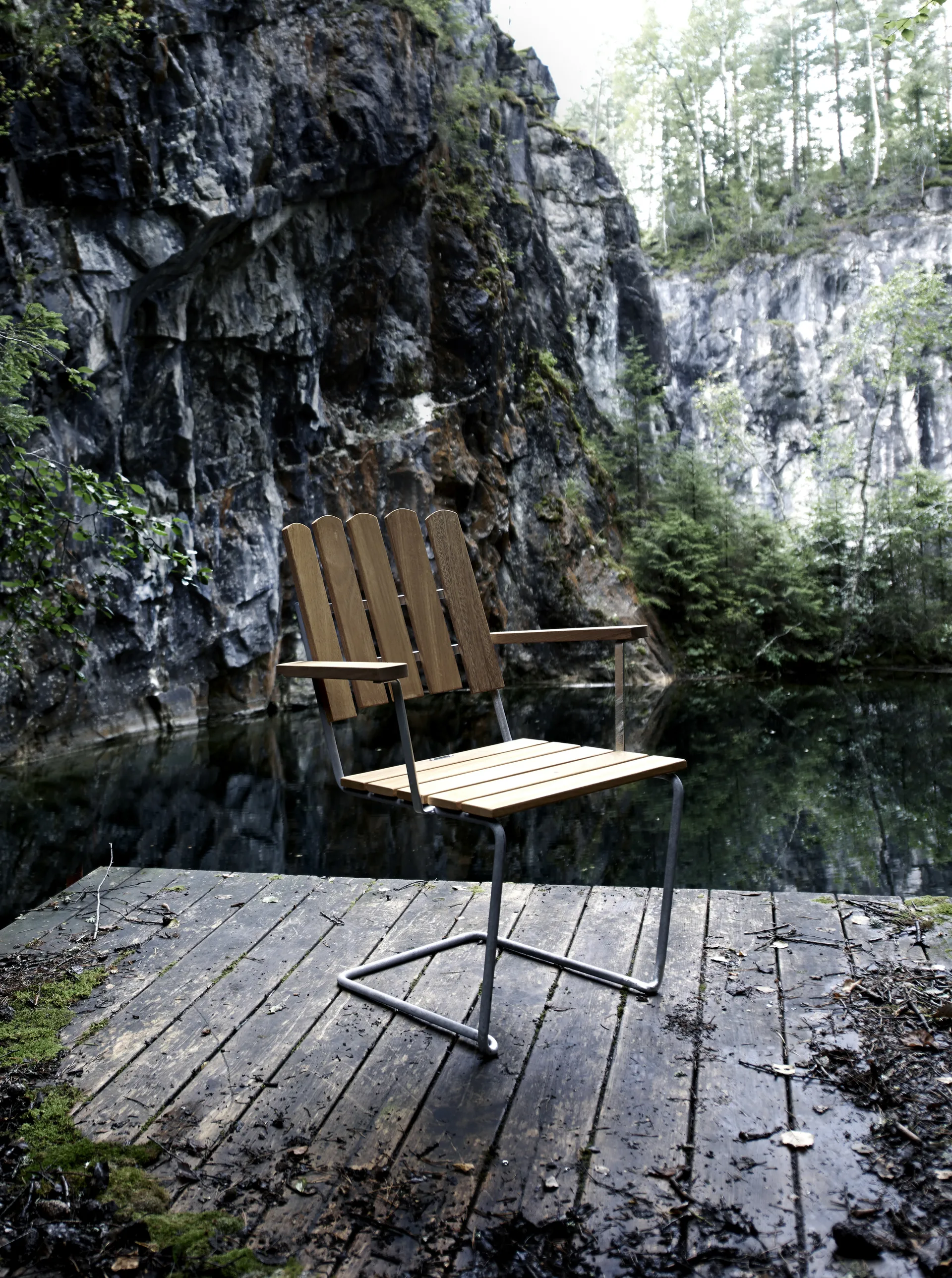 A2 armchair, Oak oil-hot-dip galvanized stand Grythyttan Stålmöbler