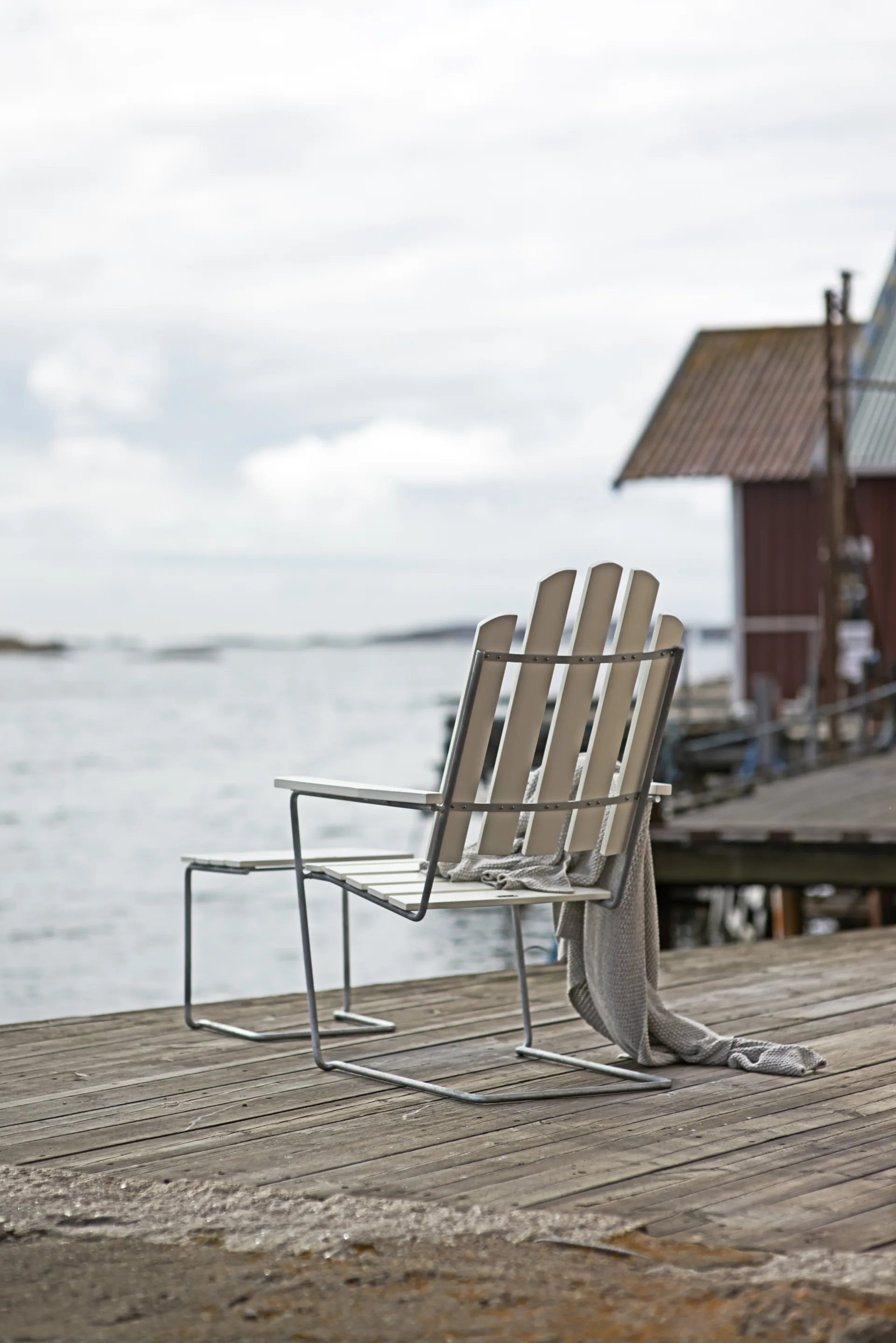 A3 sun chair, White lacquer oak-hot-dip galvanized Grythyttan Stålmöbler