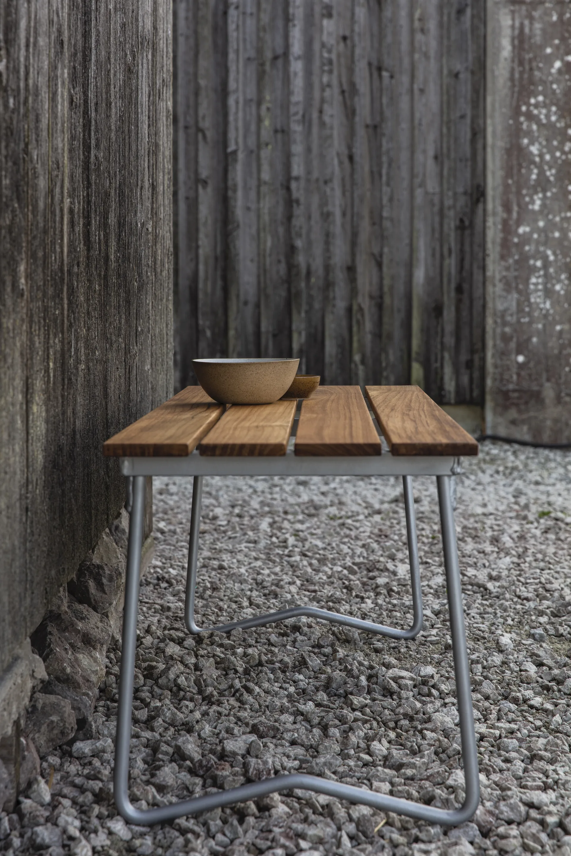 Bänk 9 bench, Teak-170 cm-hot-dip galvanized Grythyttan Stålmöbler
