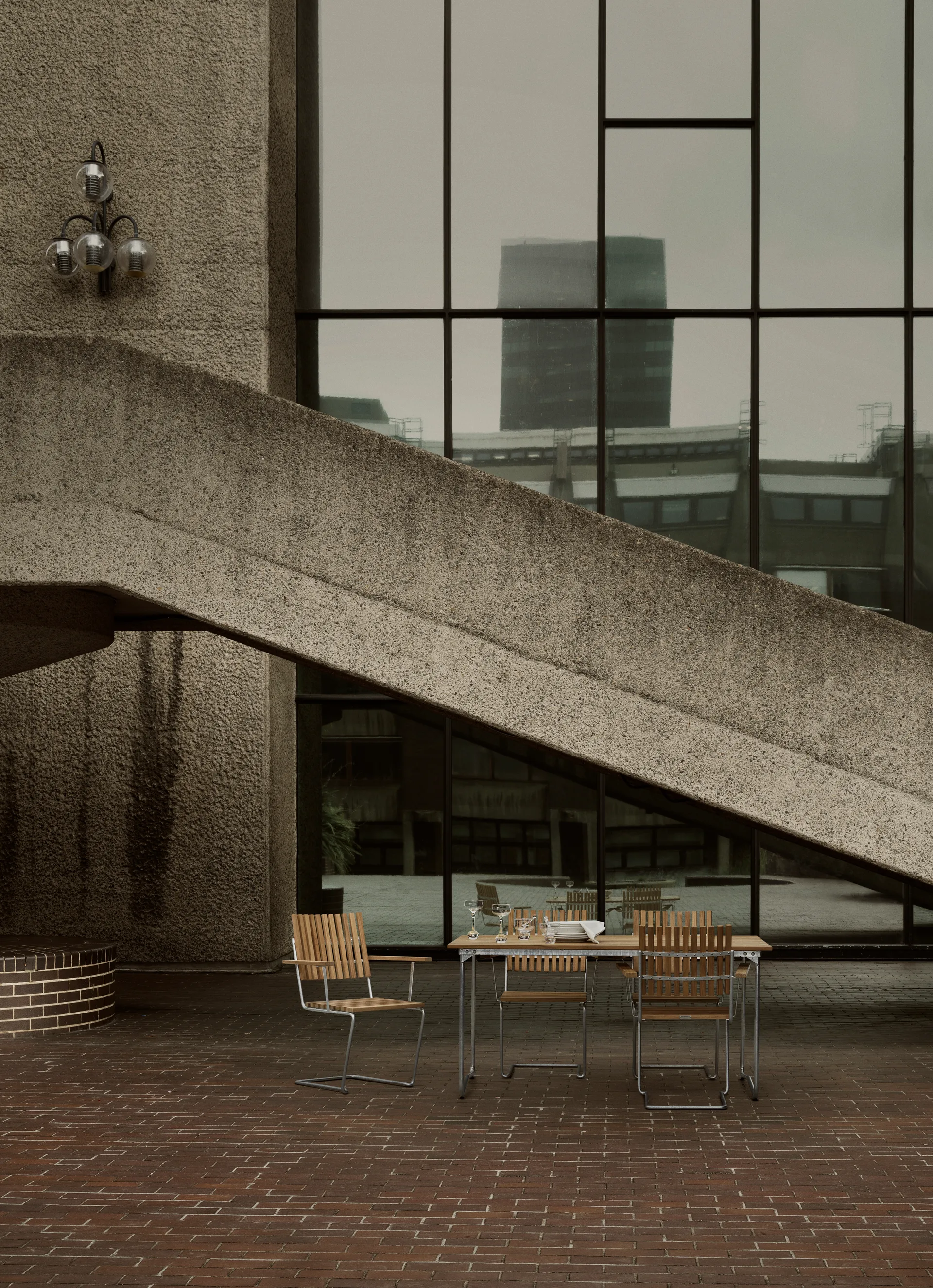 Bovik armchair, Teak-warm galvanized frame Grythyttan Stålmöbler