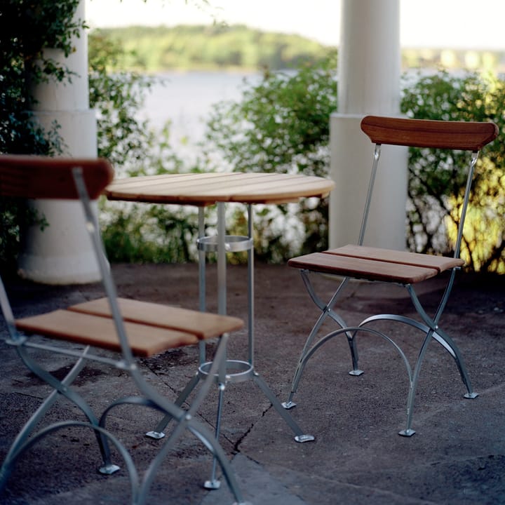 Bryggeri tripod table - Teak-hot-dip galvanized stand - Grythyttan Stålmöbler