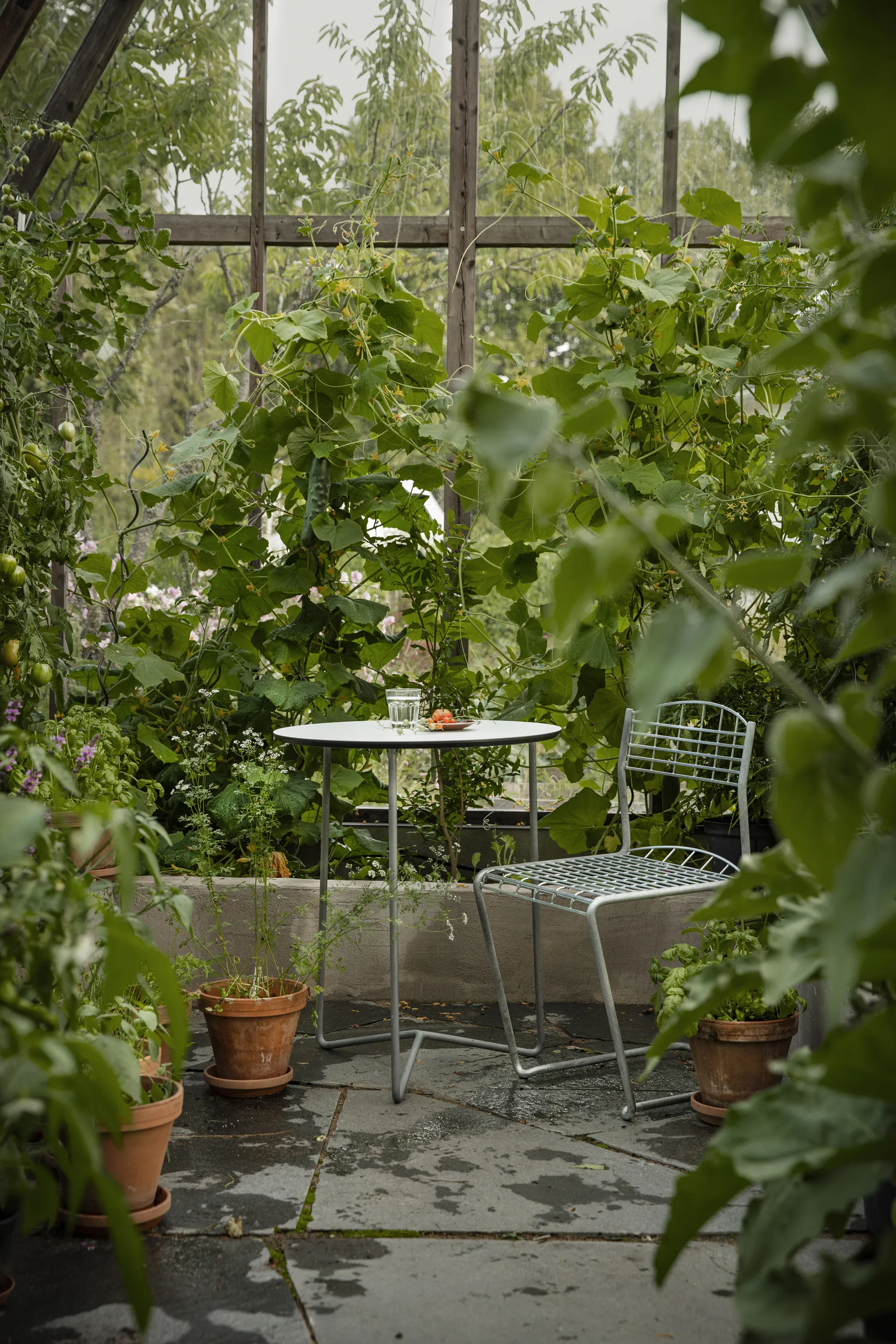 High Tech dining set - Ø60 cm Grythyttan Stålmöbler