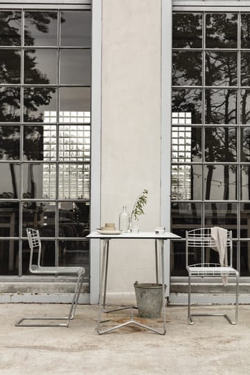 High Tech table rectangular - White-hot-dip galvanized stand - Grythyttan Stålmöbler