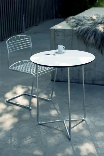 High Tech table - White-hot-dip galvanized stand, Ø60 cm - Grythyttan Stålmöbler