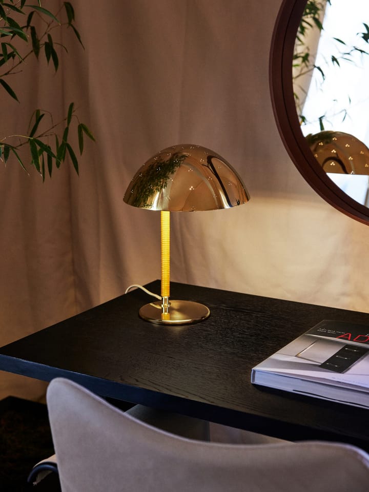 9209 table lamp - Brass-rattan - GUBI