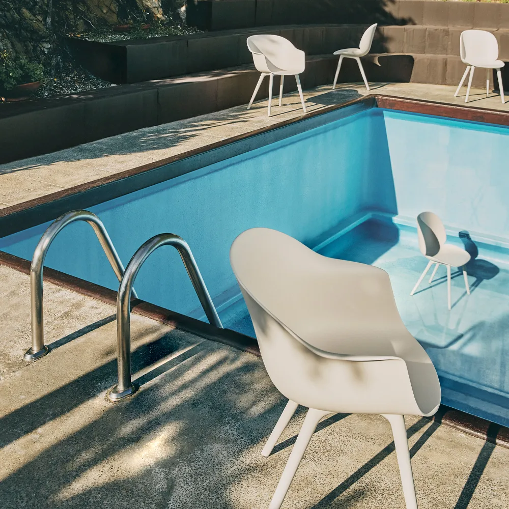 Bat Dining Outdoor chair, Alabaster white GUBI