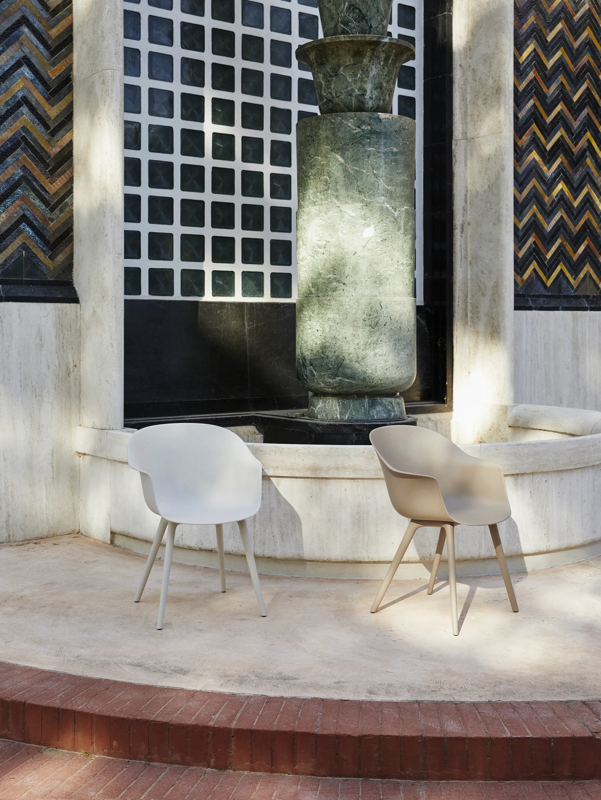 Bat Dining Outdoor chair, New beige GUBI