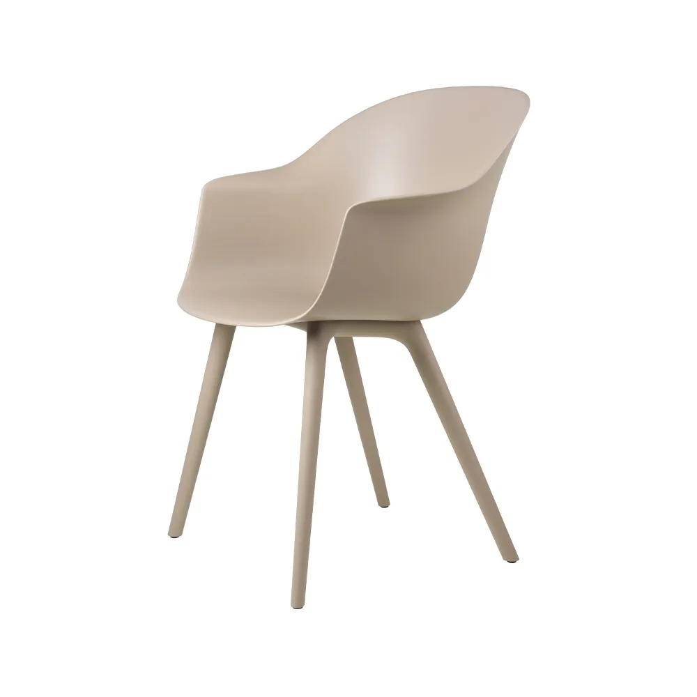 GUBI Bat Dining Outdoor chair New beige | Scandinavian Design | Garden chairs | Beige