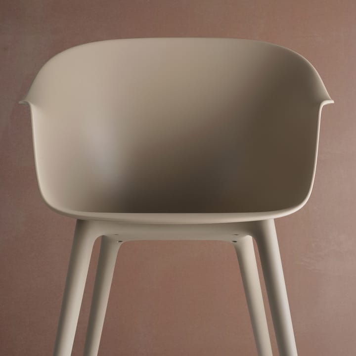 Bat Plastic chair - Alabaster white - GUBI