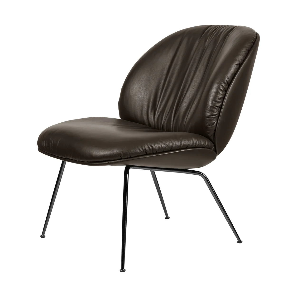 GUBI Beetle Soft fully upholstered lounge chair Smooth leather Gubi Coffee-mattsvart