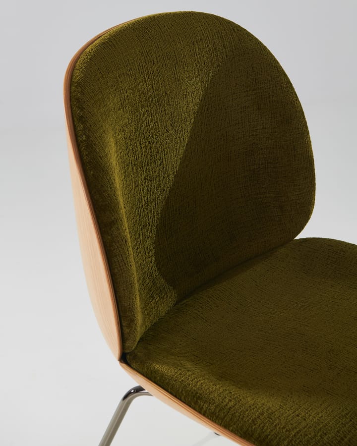 Beetle upholstered chair oak - Black-chrome-mumble 20 - Gubi