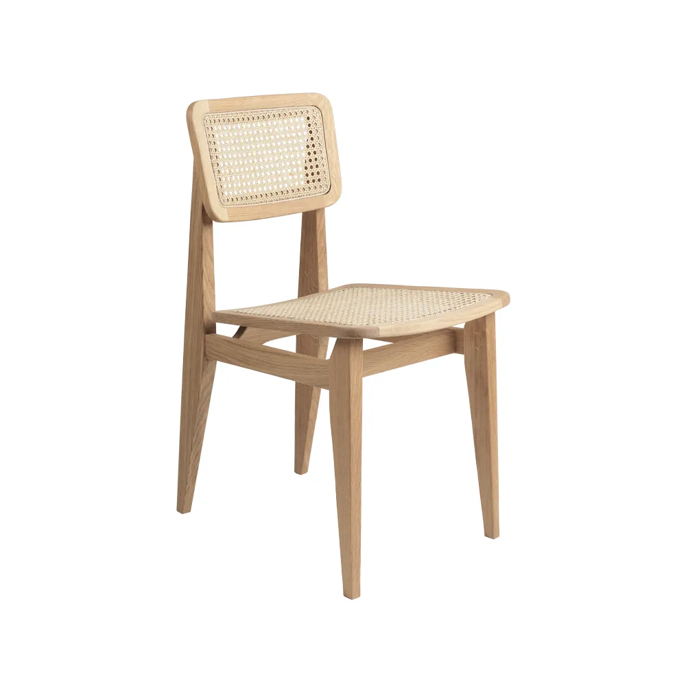 GUBI C-Chair chair Oiled oak, rattan | Scandinavian Design | Chairs | Beige