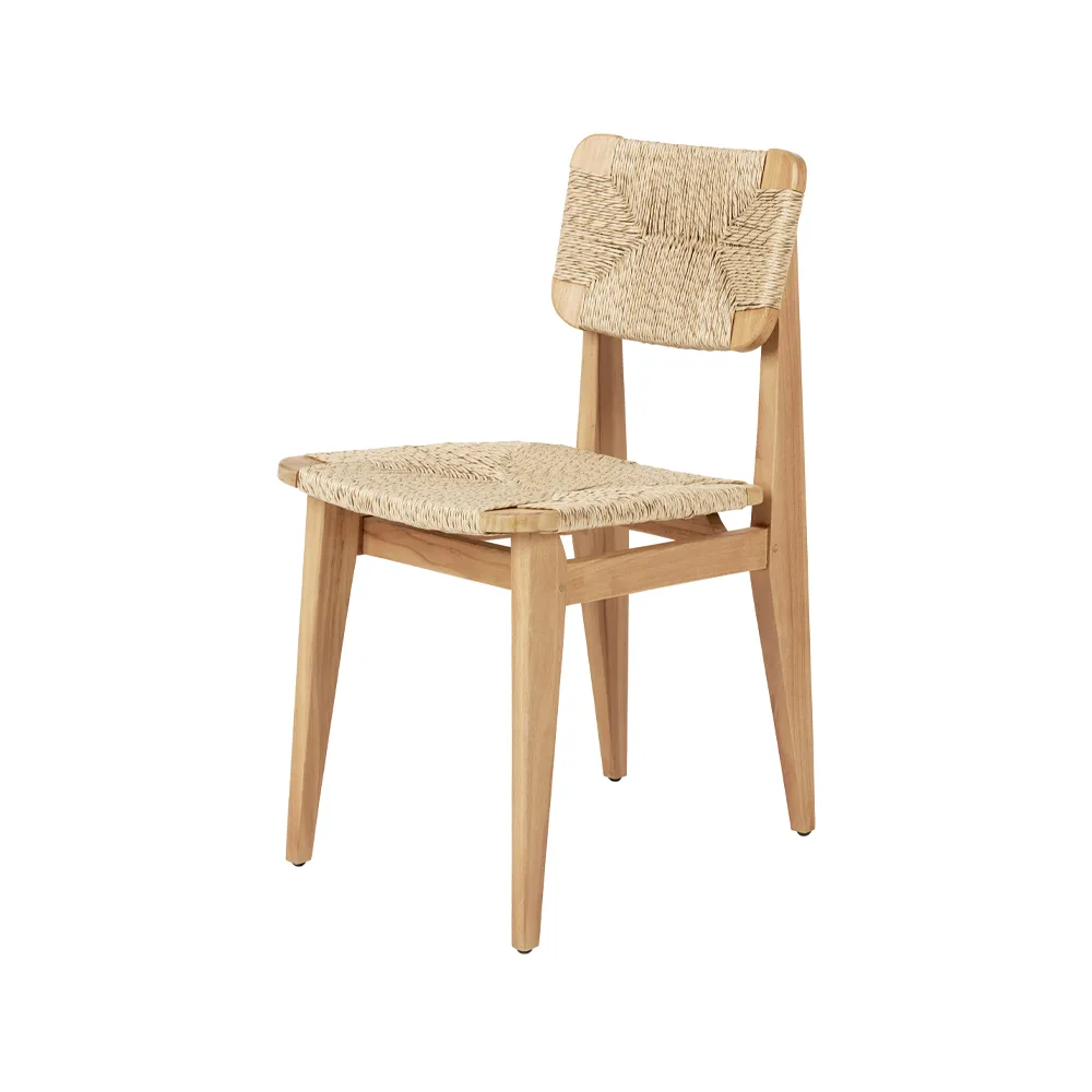 GUBI C-chair Outdoor chair Teak | Scandinavian Design | Garden chairs | Brown