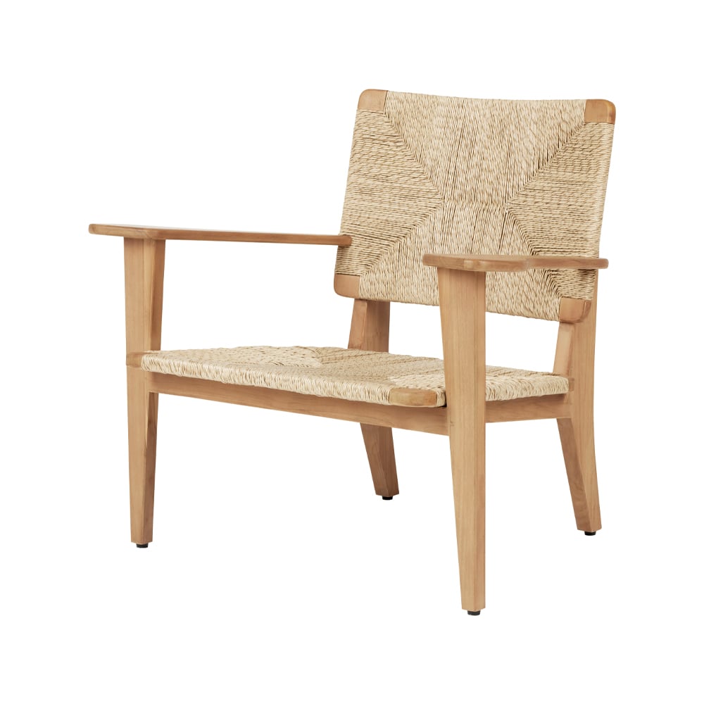 GUBI F-chair Outdoor lounge chair Teak | Scandinavian Design | Garden chairs | Brown