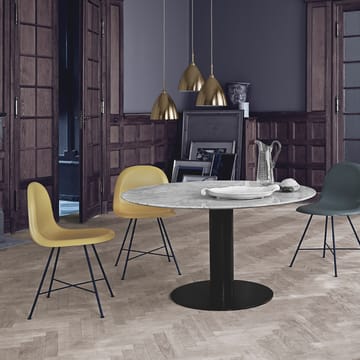 Gubi 2.0 dining table - Marble black. ø110. black stand - GUBI